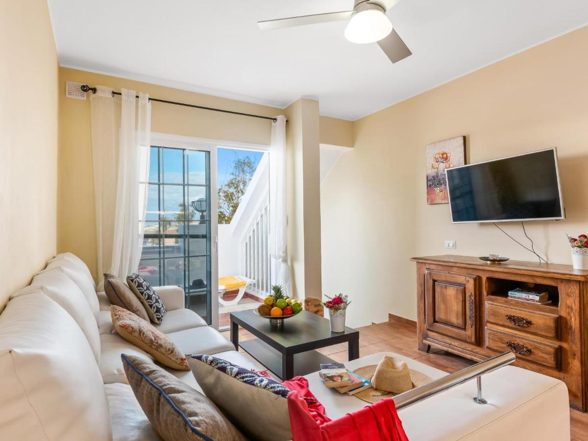 Appartement C103 Big Terrace, Pool! *